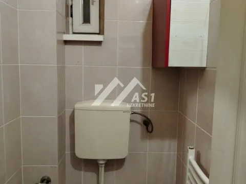 Izdavanje, poslovni prostor, 21m², Detelinara, Novi Sad Sve Podlokacije - image 4