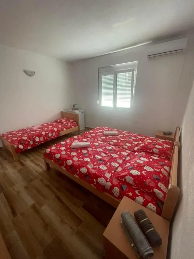 Sale, house, 360m², Sutomore, Bar