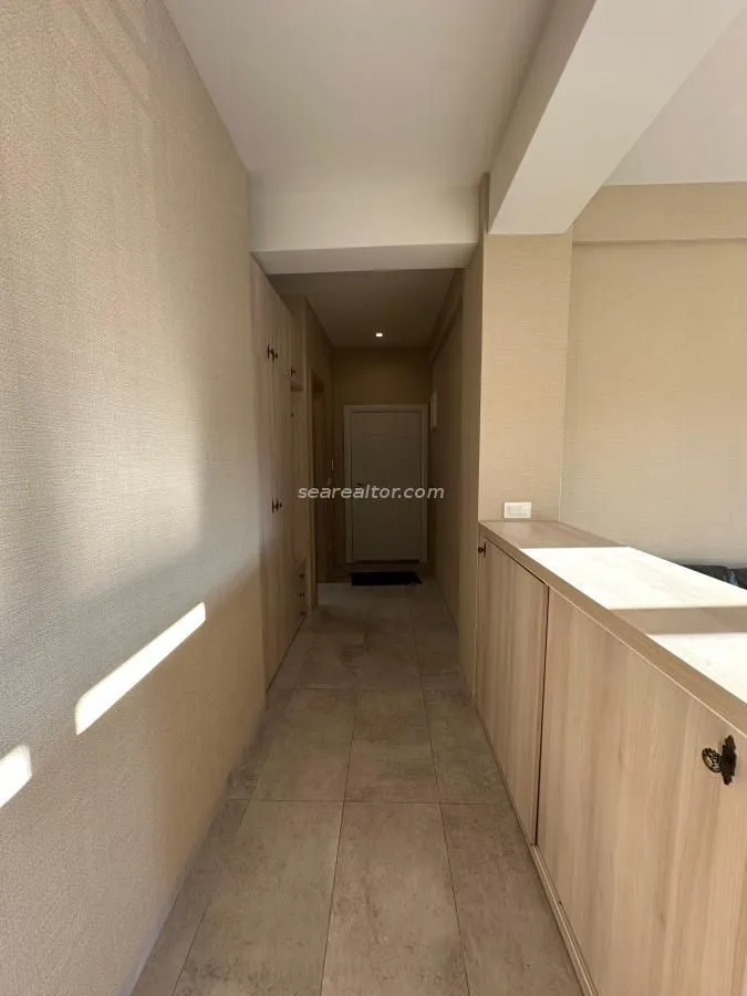 Izdavanje, jednosoban stan, 58m², Centar, Tivat