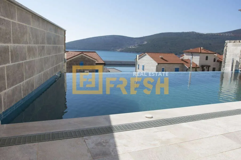 Prodaja, kuća, 253m², Tivat, Crna Gora