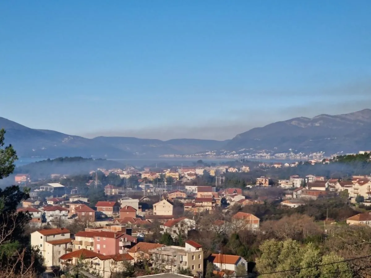Izdavanje, kuća, 130m², Mrčevac, Tivat