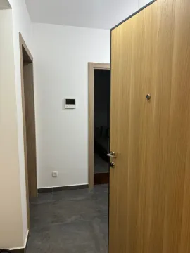 Rent, one bedroom apartment, 59m², Central Point, Podgorica - image 1462