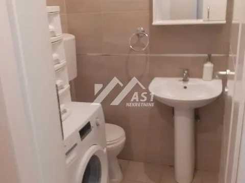 Izdavanje, jednosoban stan, 38m², Nova Detelinara, Novi Sad Sve Podlokacije - image 5