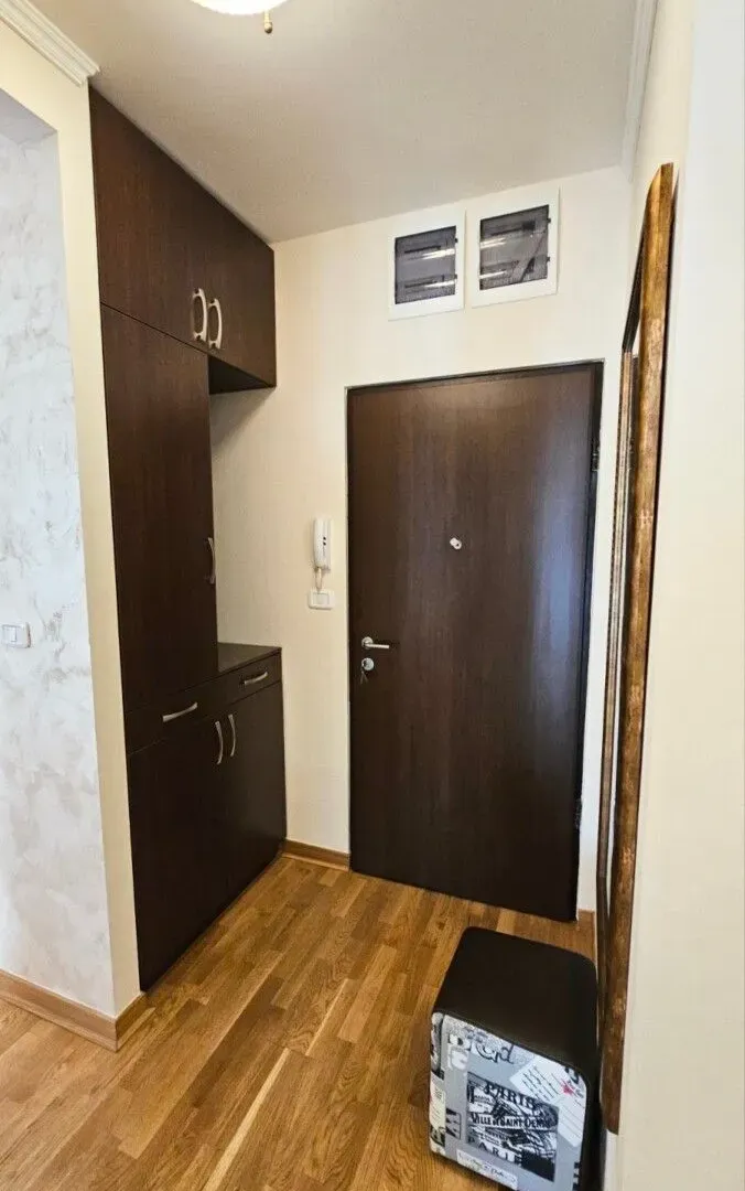 Izdavanje, dvosoban stan, 64m², City Kvart, Podgorica