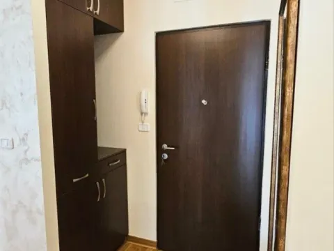 Izdavanje, dvosoban stan, 64m², City Kvart, Podgorica - image 11