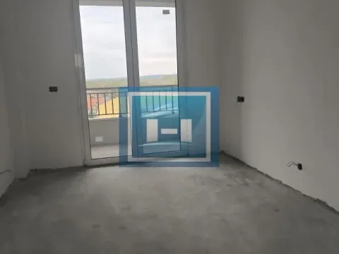 Prodaja, stan, 500m², Centar, Ćuprija - image 4