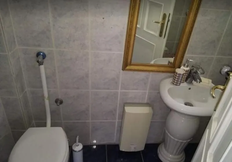 Izdavanje, kuća, 390m², Savski Venac, Beograd