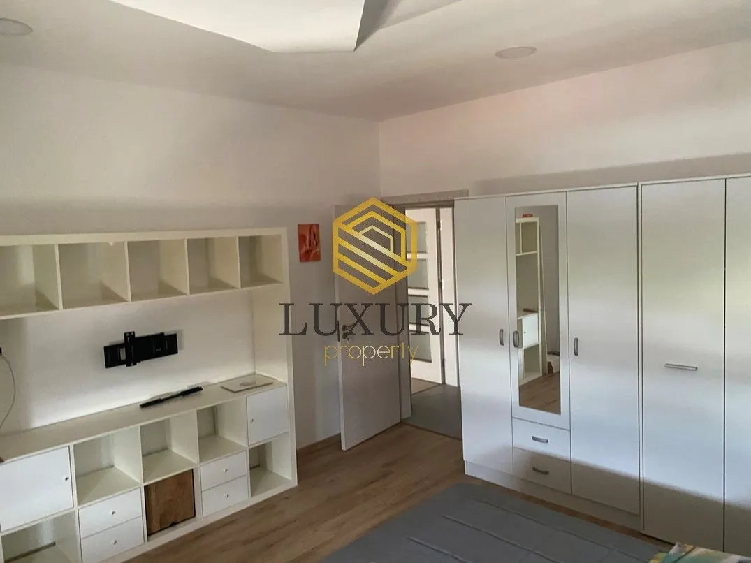 Rent, two bedroom apartment, 100m², Malo Brdo, Podgorica