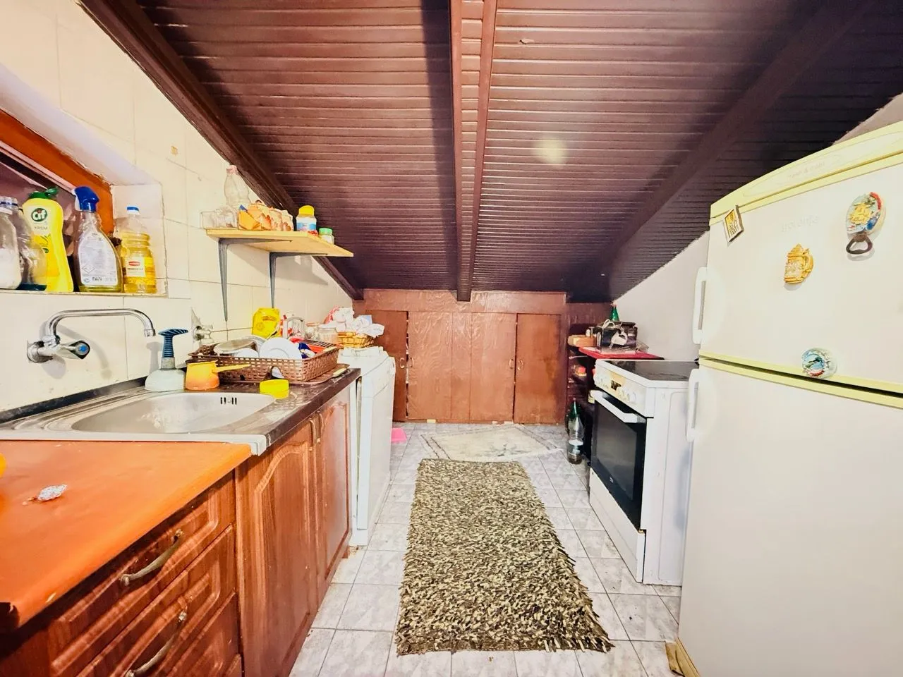 Prodaja, dvosoban stan, 68m², Makedonsko naselje, Bar
