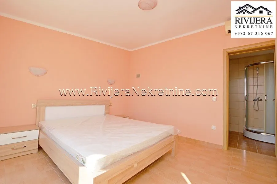 Prodaja, kuća, 217m², Sušćepan, Herceg Novi