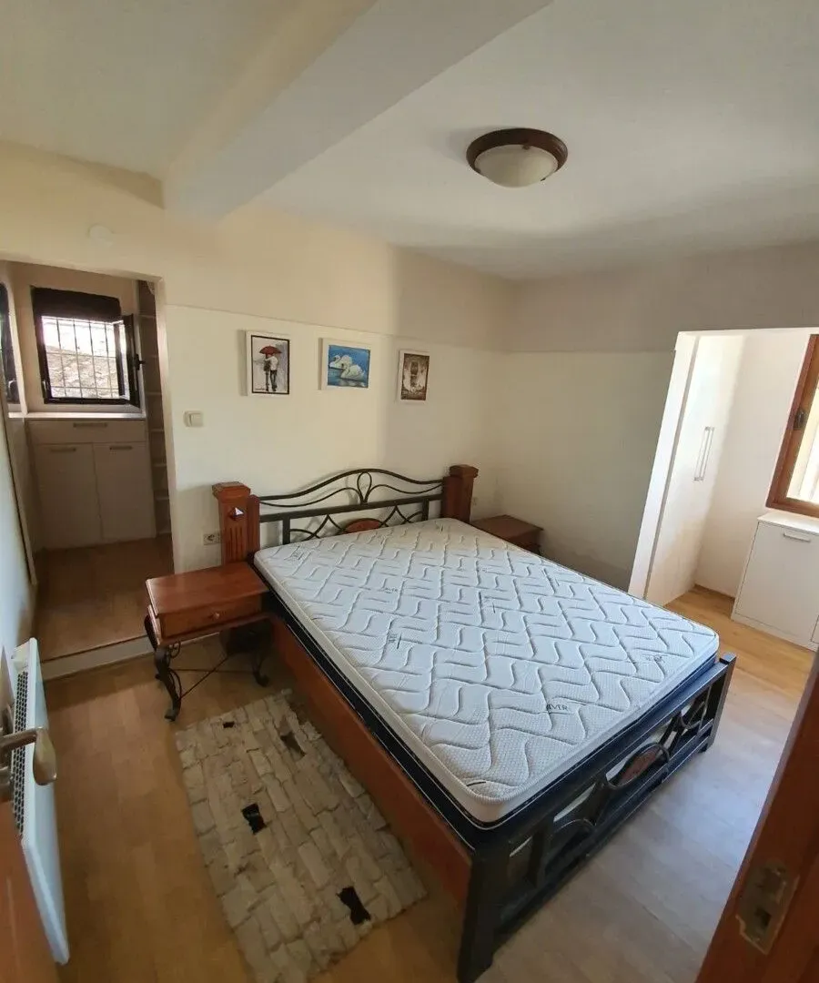Izdavanje, kuća, 92m², Mareza, Podgorica