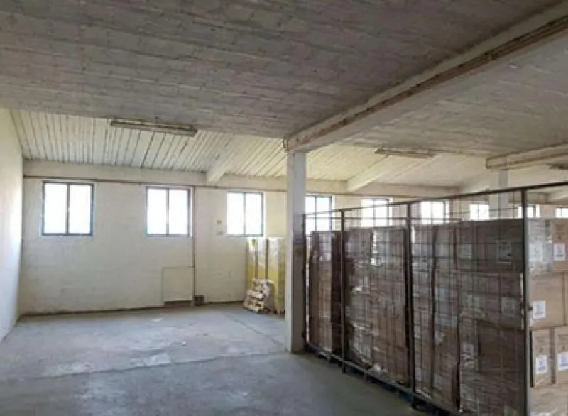 Rent, office space, 630m², Čukarica, Beograd