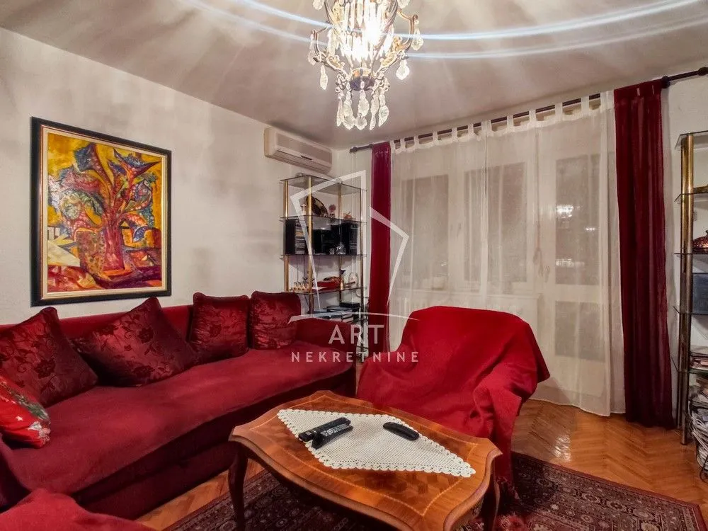 Sale, three bedroom apartment, 88m², Lipov Lad, Zvezdara Sve Podlokacije