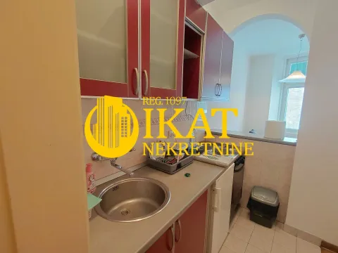 Izdavanje, jednosoban stan, 25m², Stari Grad, Beograd - image 5