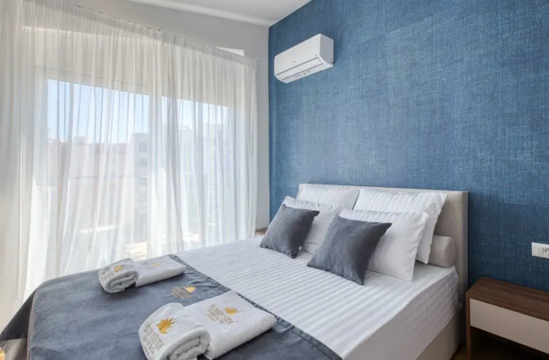 Izdavanje, jednosoban stan, 35m², Bečići, Budva