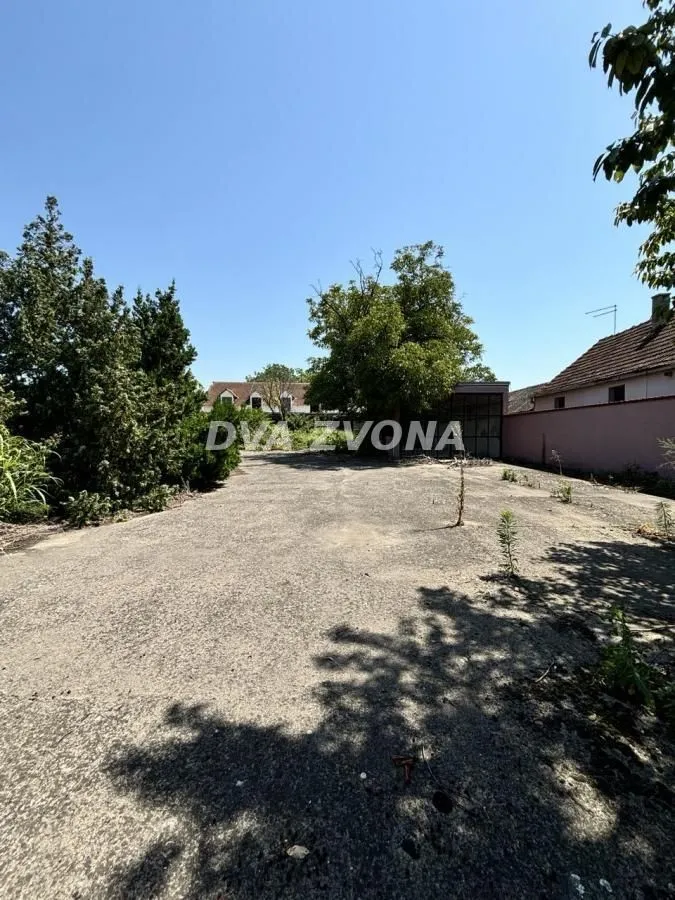 Sale, office space, 1496m², Stara Pazova, Srbija