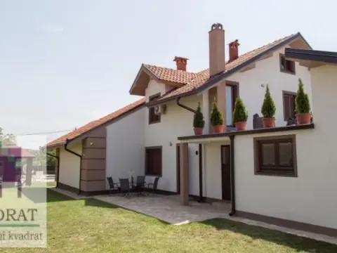 Sale, house, 217m², Ub, Srbija - image 8