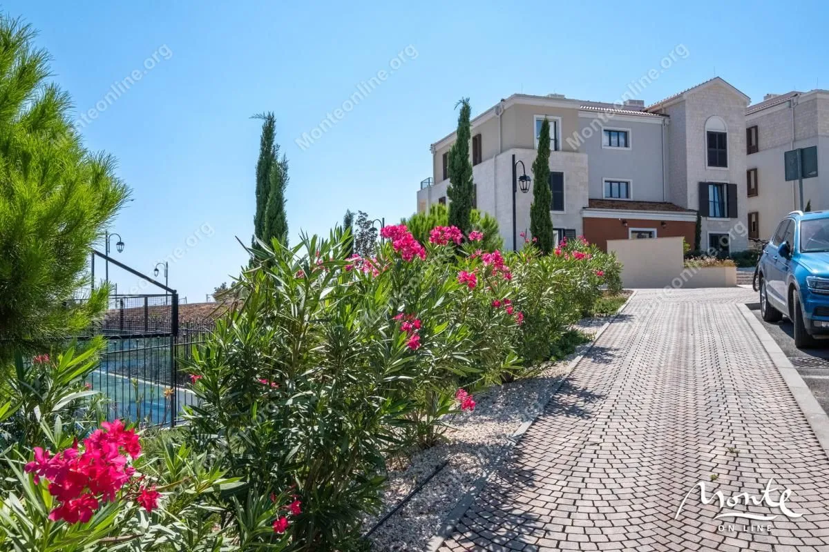 Prodaja, dvosoban stan, 93m², Luštica Bay, Tivat