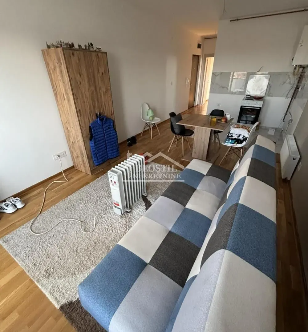 Prodaja, jednosoban stan, 43m², Centar, Stara Pazova