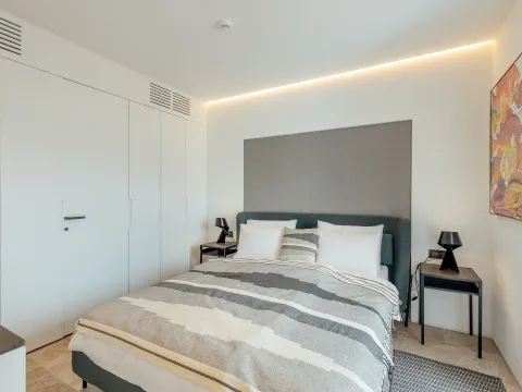 Izdavanje, kuća, 170m², Donja Lastva, Tivat - image 18