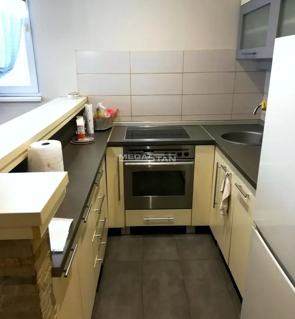 Prodaja, dvosoban stan, 35m², Karaburma, Palilula Sve Podlokacije