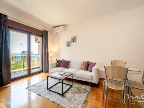 Sale, studio apartment, 45m², Bečići, Budva - image 3