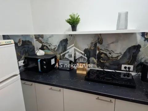 Rent, three bedroom apartment, 73m², Slavija, Vračar Sve Podlokacije - image 7