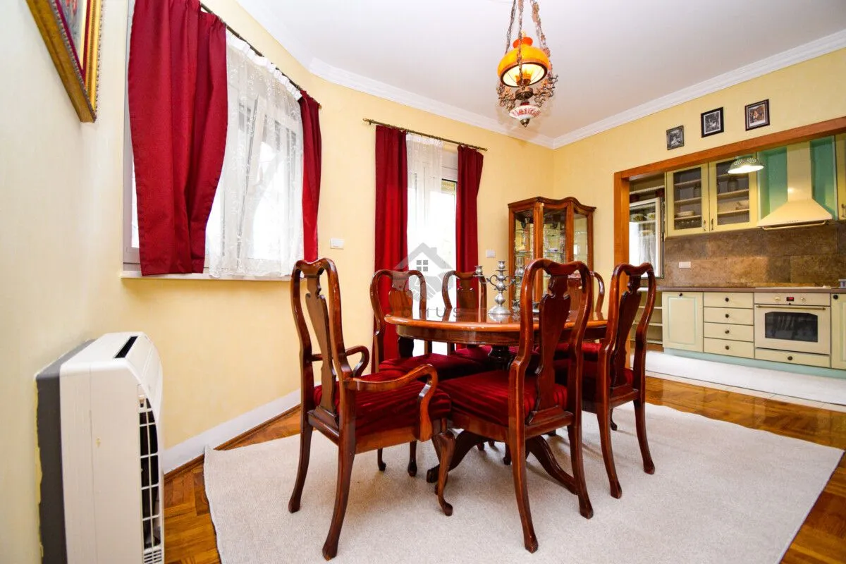 Rent, two bedroom apartment, 100m², Gorica C, Podgorica