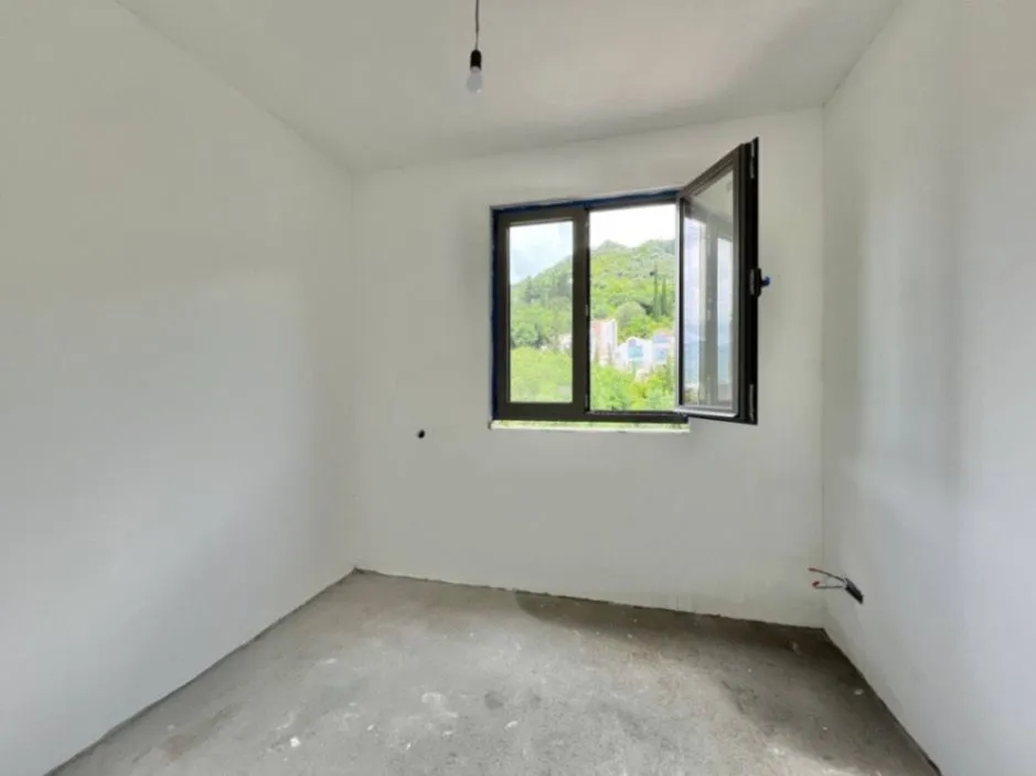 Sale, studio apartment, 37m², Tivat, Crna Gora