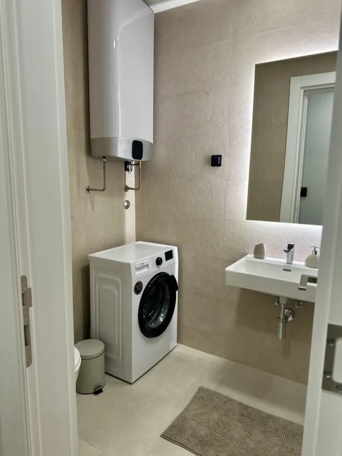 Rent, one bedroom apartment, 50m², Tivat, Crna Gora