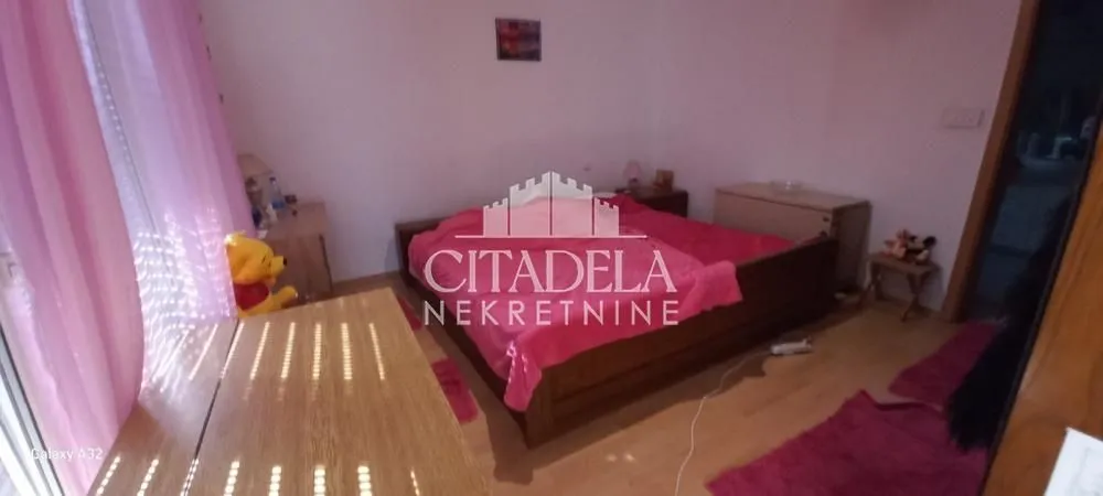 Sale, house, 432m², Resnik, Beograd