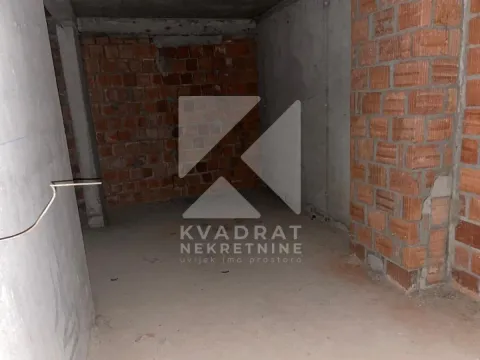 Prodaja, poslovni prostor, 156m², Preko Morače, Podgorica - image 7