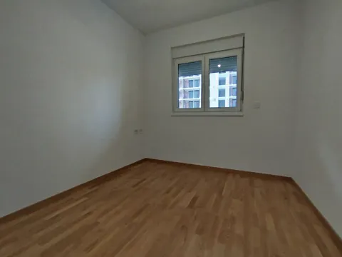 Izdavanje, stan, 45m², Stari Aerodrom, Podgorica - image 4