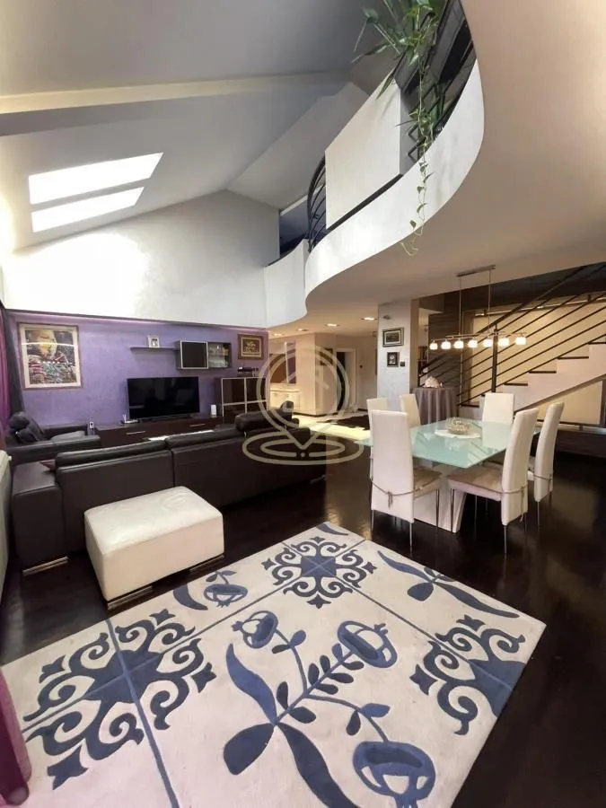 Izdavanje, stan, 310m², Grbavica, Novi Sad Sve Podlokacije