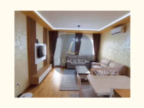 Izdavanje, dvosoban stan, 64m², City Kej, Podgorica