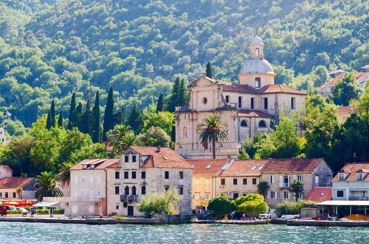 Sale, one bedroom apartment, 68m², Stoliv, Kotor