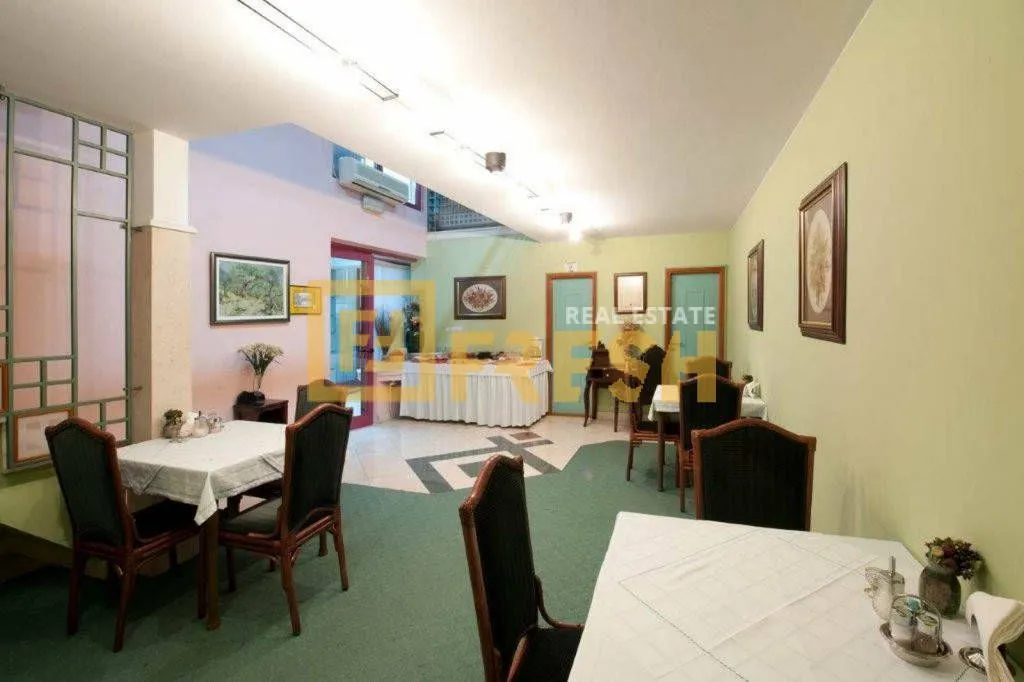 Prodaja, ugostiteljski objekat, 722m², Centar, Podgorica