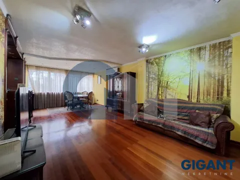 Sale, three bedroom apartment, 87m², Novi Beograd Blok 38, Novi Beograd Sve Podlokacije