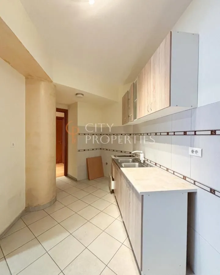 Rent, apartment, 100m², Centar, Podgorica
