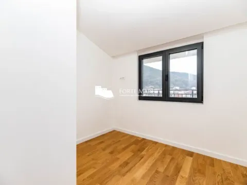 Sale, three bedroom apartment, 107m², Bijela, Herceg Novi - image 5