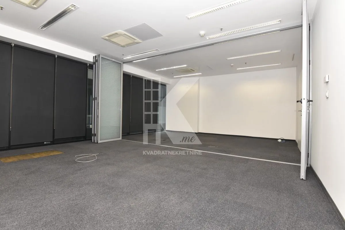 Rent, office space, 59m², Preko Morače, Podgorica