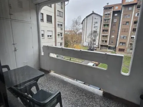 Izdavanje, dvosoban stan, 50m², Detelinara, Novi Sad Sve Podlokacije - image 18
