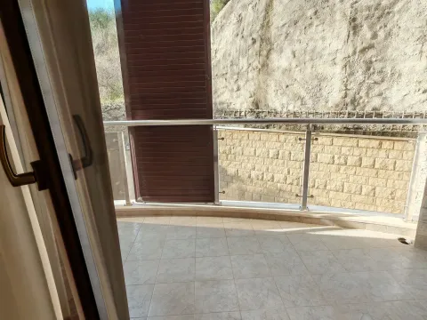 Prodaja, dvosoban stan, 130m², Bečići, Budva - image 11