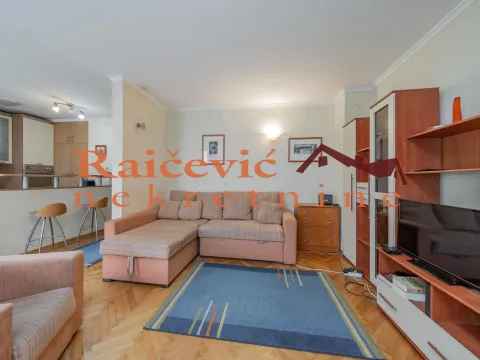 Rent, one bedroom apartment, 43m², Čukarica, Beograd - image 3