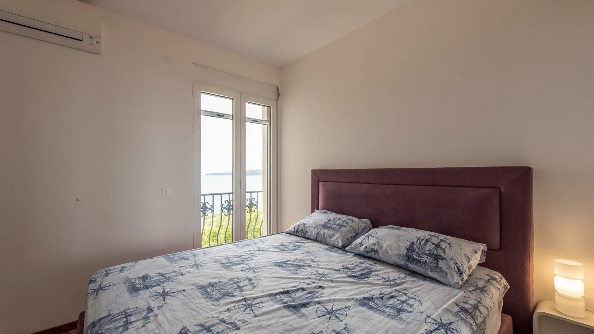 Sale, house, 270m², Reževići, Budva