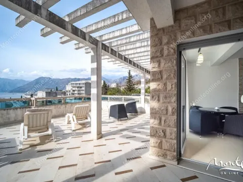 Sale, one bedroom apartment, 56m², Dobrota, Kotor - image 20
