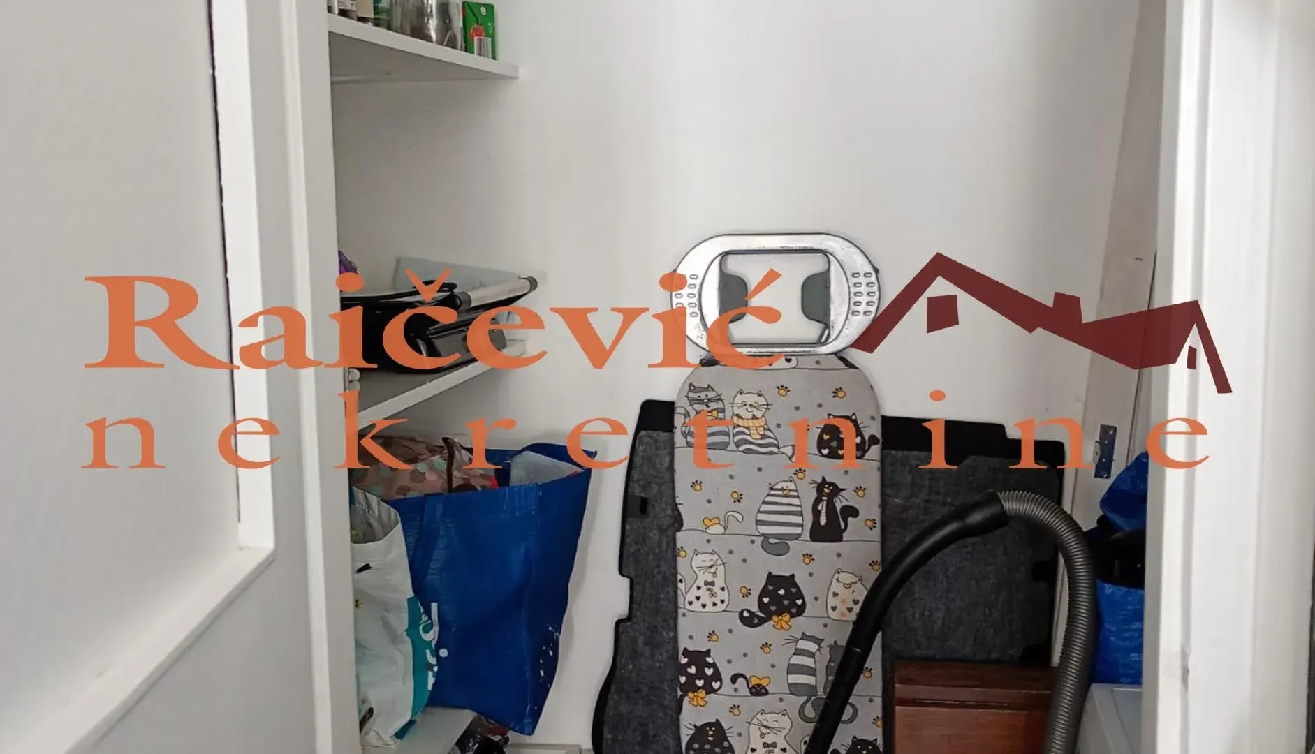 Prodaja, trosoban stan, 69m², Vračar Sve Podlokacije, Beograd