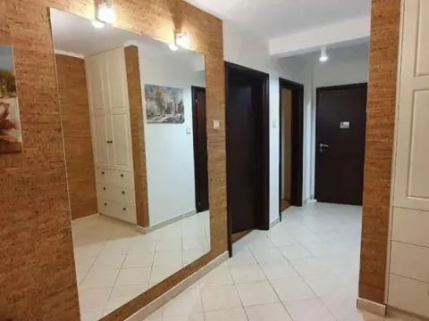 Prodaja, trosoban stan, 121m², Petrovac, Budva - image 6