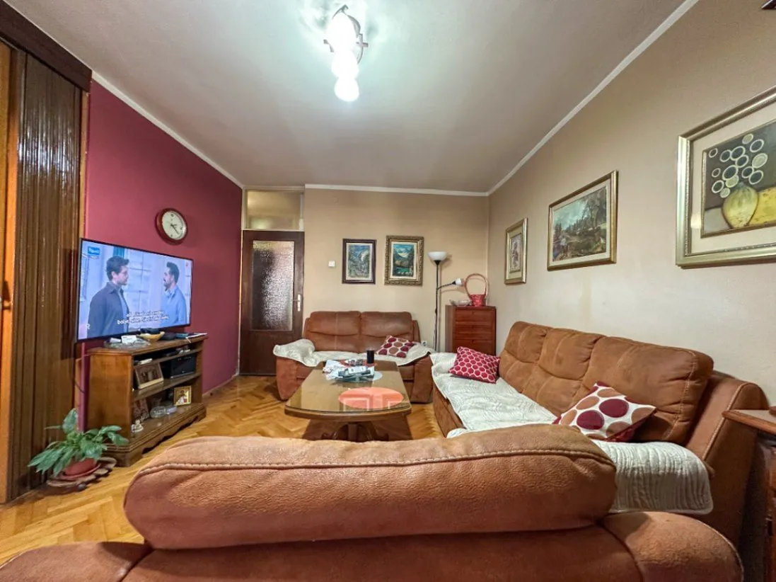 Prodaja, dvosoban stan, 72m², Stari Aerodrom, Podgorica