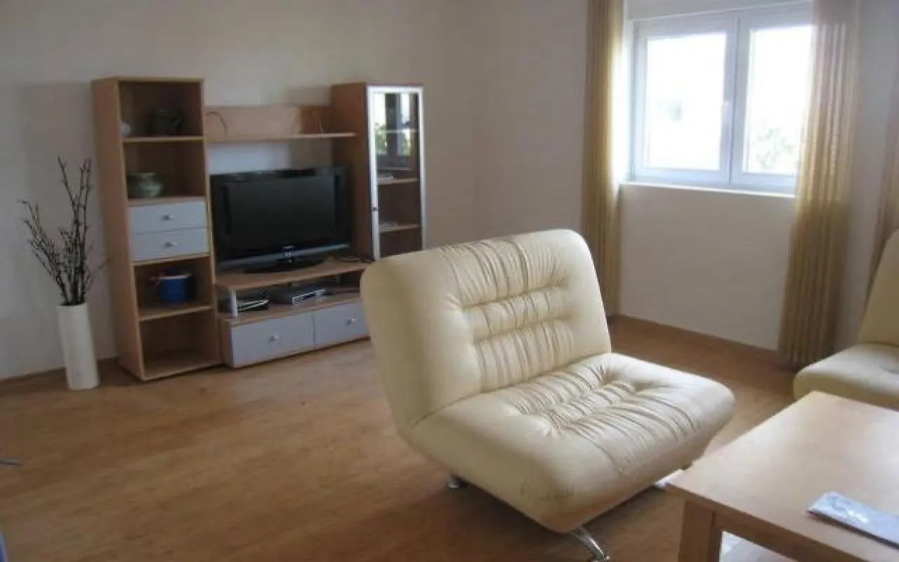 Sale, three bedroom apartment, 83m², Petrovac, Budva